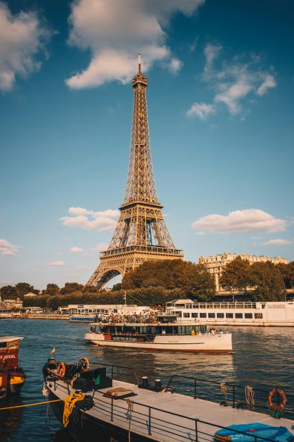 Francette, a gourmet escape with a view of the Eiffel Tower