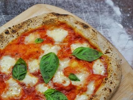 Piccola Mia, un bijou culinaire au cœur de la Place de la République, Paris 11