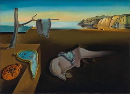 ATELIER DES LUMIÈRES - SALVADOR DALÍ AND ANTONI GAUDÍ